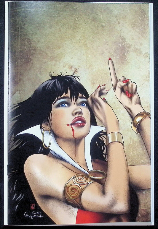 VAMPIRELLA #673 - GUNDUZ VIRGIN VARIANT RATIO 1:15 NM+